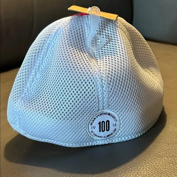 Wilson Red and White Fitted Mesh Cap, NWT - Picture 4 of 9
